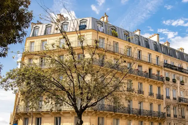Haussmann building facade in Paris